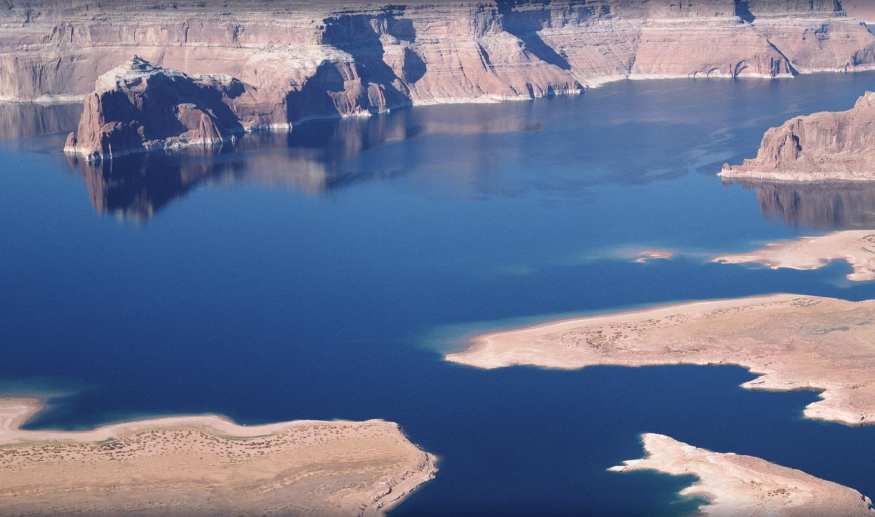 lake powell.JPG