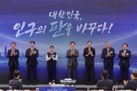이재명 대통령 “출생률 넘어 삶의 질로”…인구정책 대전환 선언