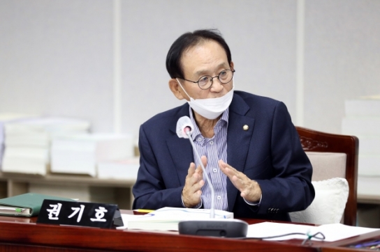 권기호 수원특례시의원, 급수 취약구역에 대한 배수관망 구축 주문