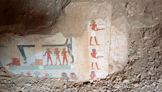 이집트 룩소르 드라 아부 엘-나가(Dra' Abu el-Naga) 고분군에서 발견된 세 개의 새로운 고분과 그 비밀